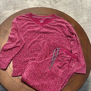 Nautica Deep Berry Geometric Lounge Set